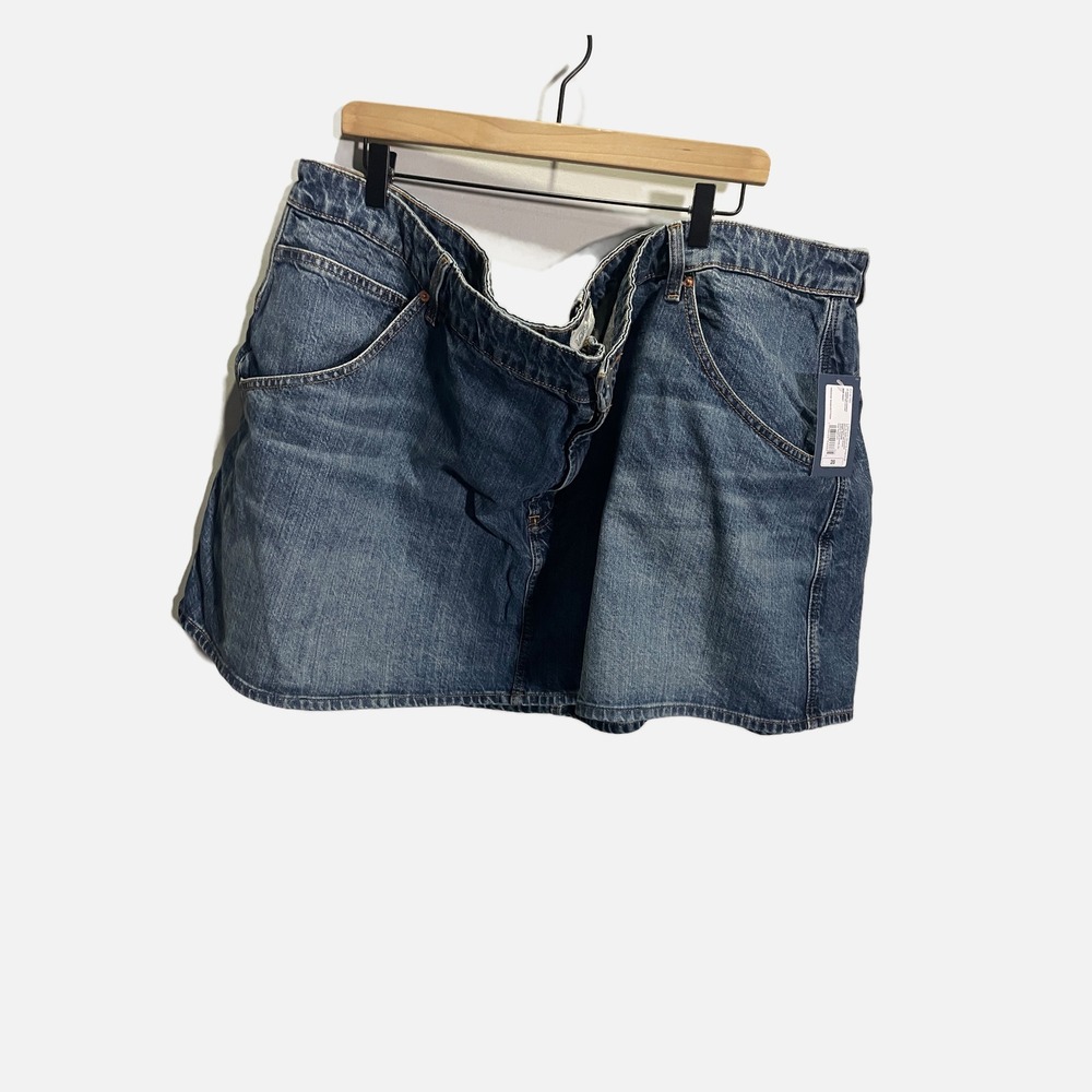 Universal Thread Womens Denim Mini Skirt Medium Wash Blue Size 28 NWT